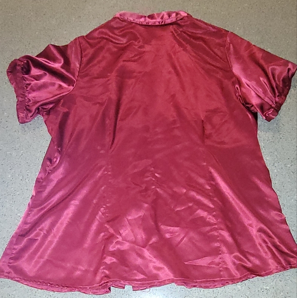 MKM silk button up 2X - Picture 2 of 3